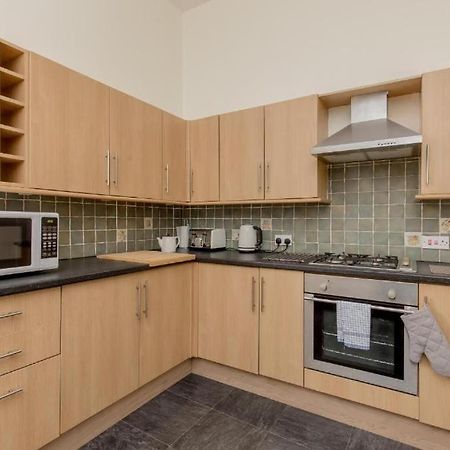 St James Quarter 2 Bed Apartment EDI Eksteriør billede